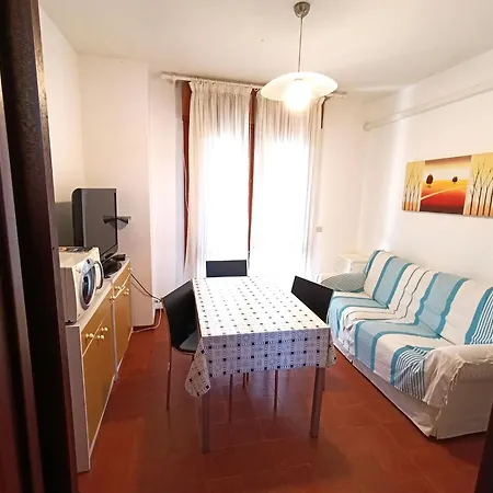 Cozy And Functional Flat In 아파트 비비오네