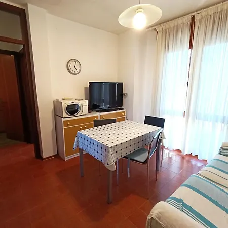 Cozy And Functional Flat In Bibione
